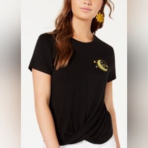 REBELLIOUS ONE Junior's Black Printed Short Sleeve Jewel Neck Top